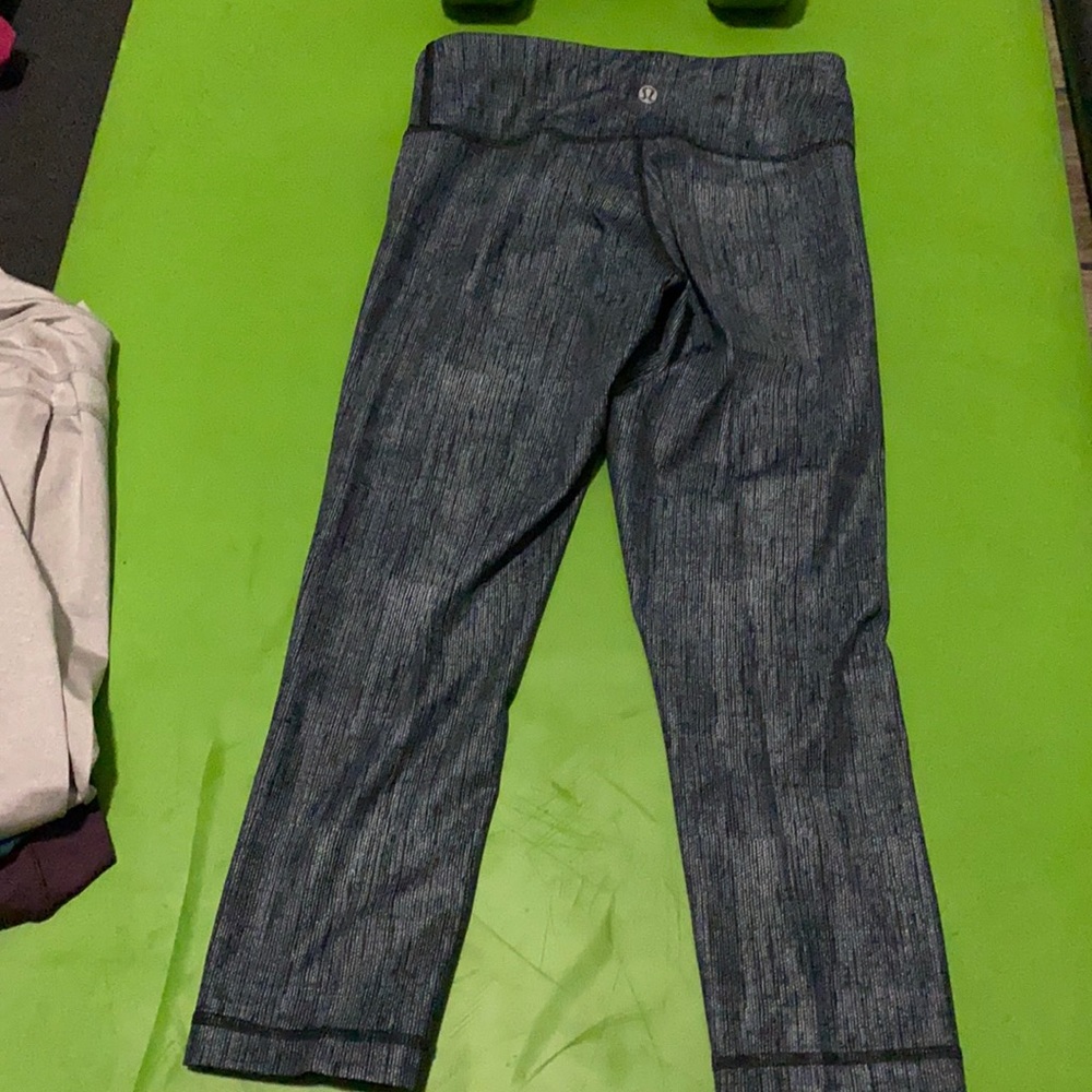 Women’s Lululemon leggings